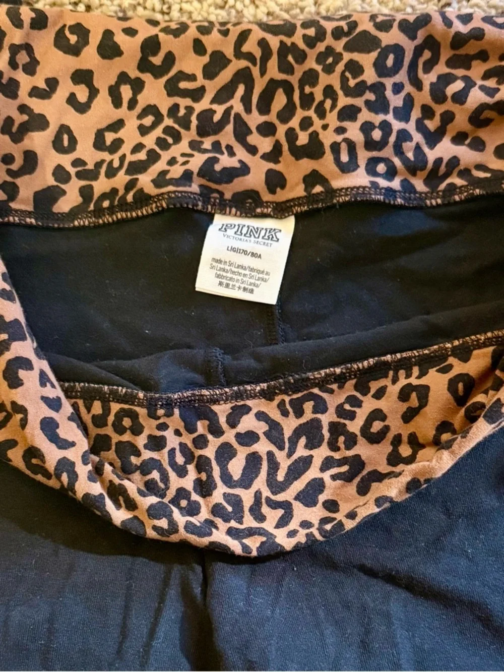 New w/o tags PINK Black Leggings with Leopard Foldover Waist - Picture 3 of 3